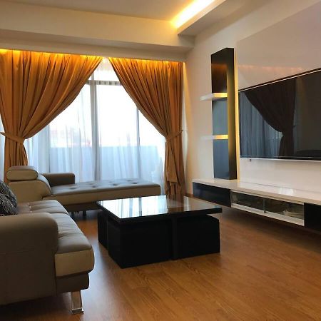Alza Mahkota Hotel Melaka Buitenkant foto