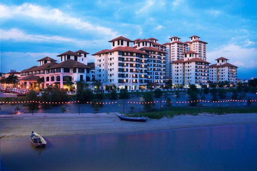Alza Mahkota Hotel Melaka Buitenkant foto