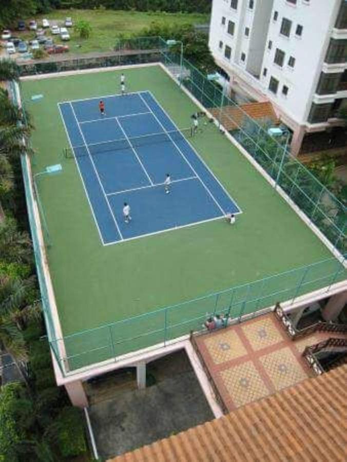 Alza Mahkota Hotel Melaka Buitenkant foto