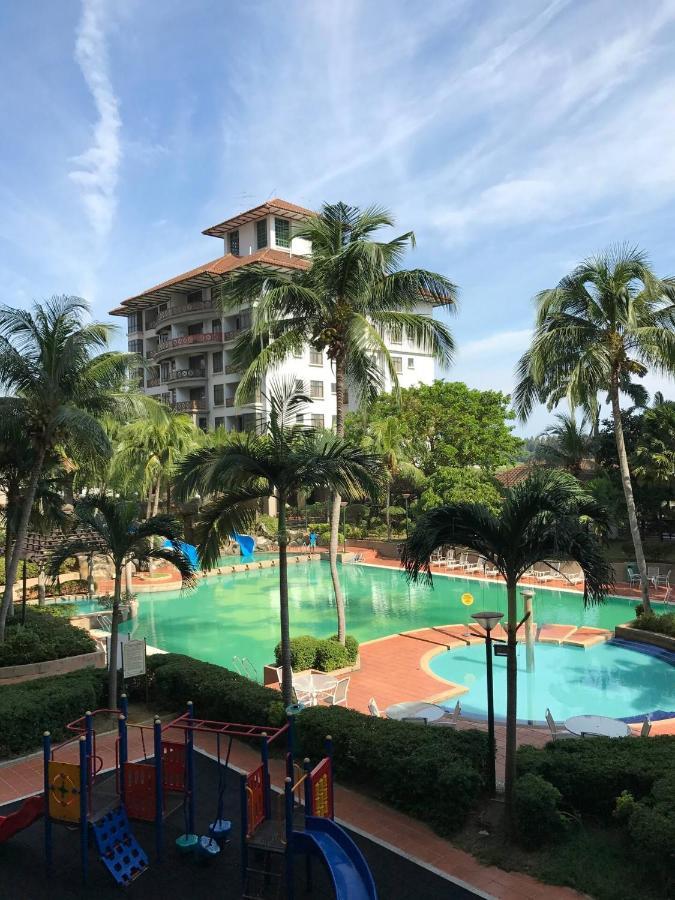 Alza Mahkota Hotel Melaka Buitenkant foto