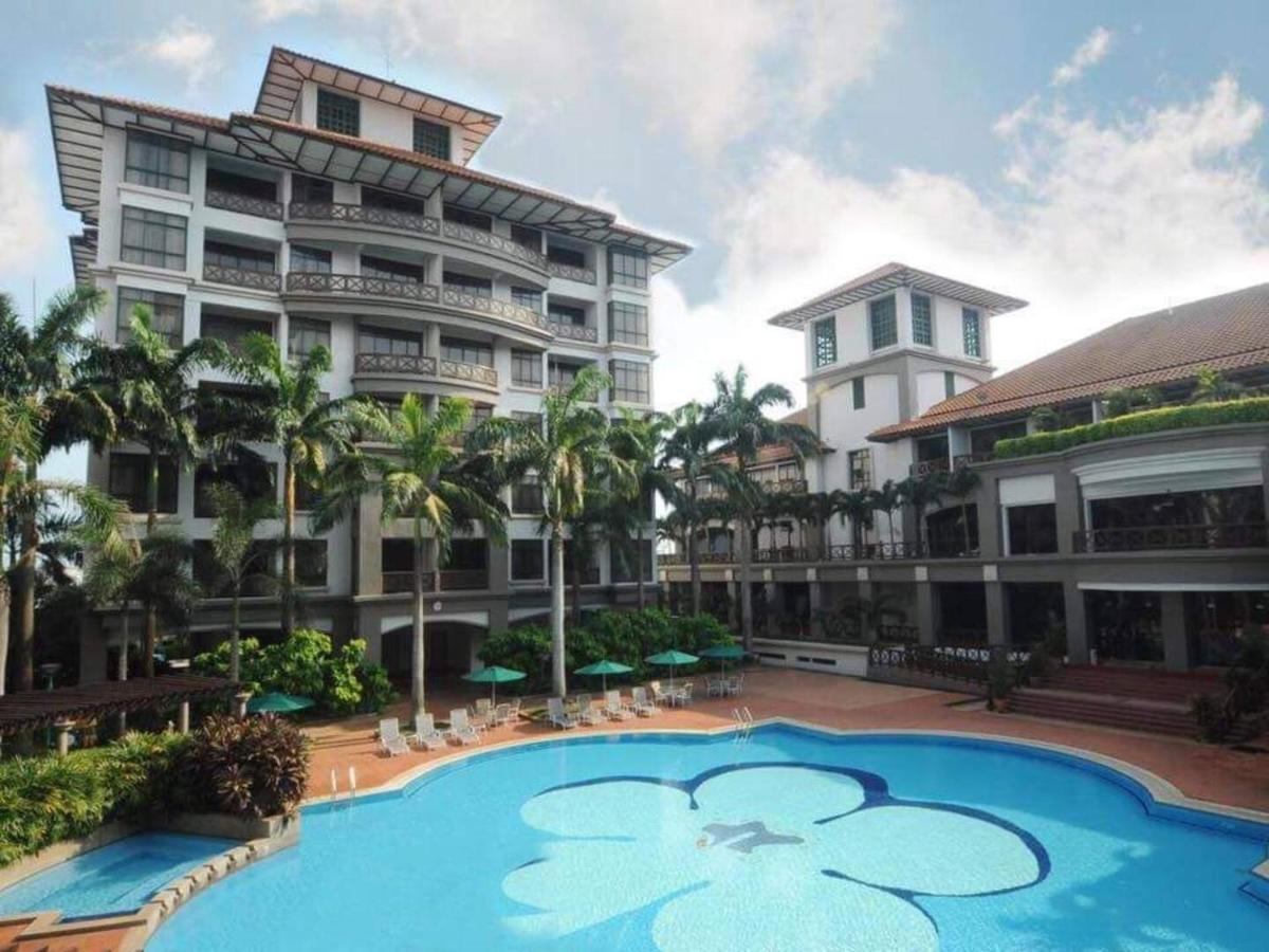Alza Mahkota Hotel Melaka Buitenkant foto
